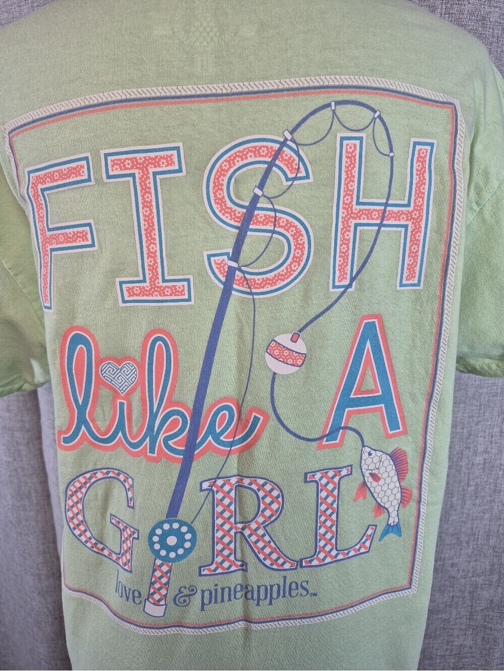 Love & Pineapples Fish Like A Girl Graphic Tee Green Short Sleeve Medium